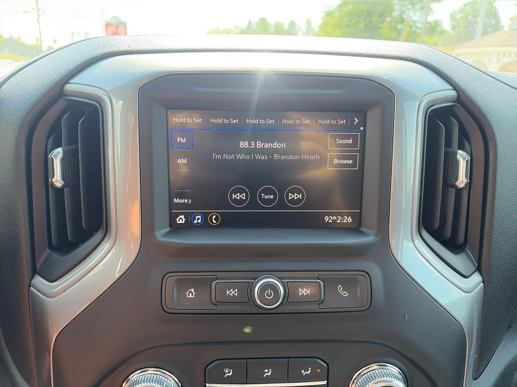 Used 2021 Summit White GMC Base image 19