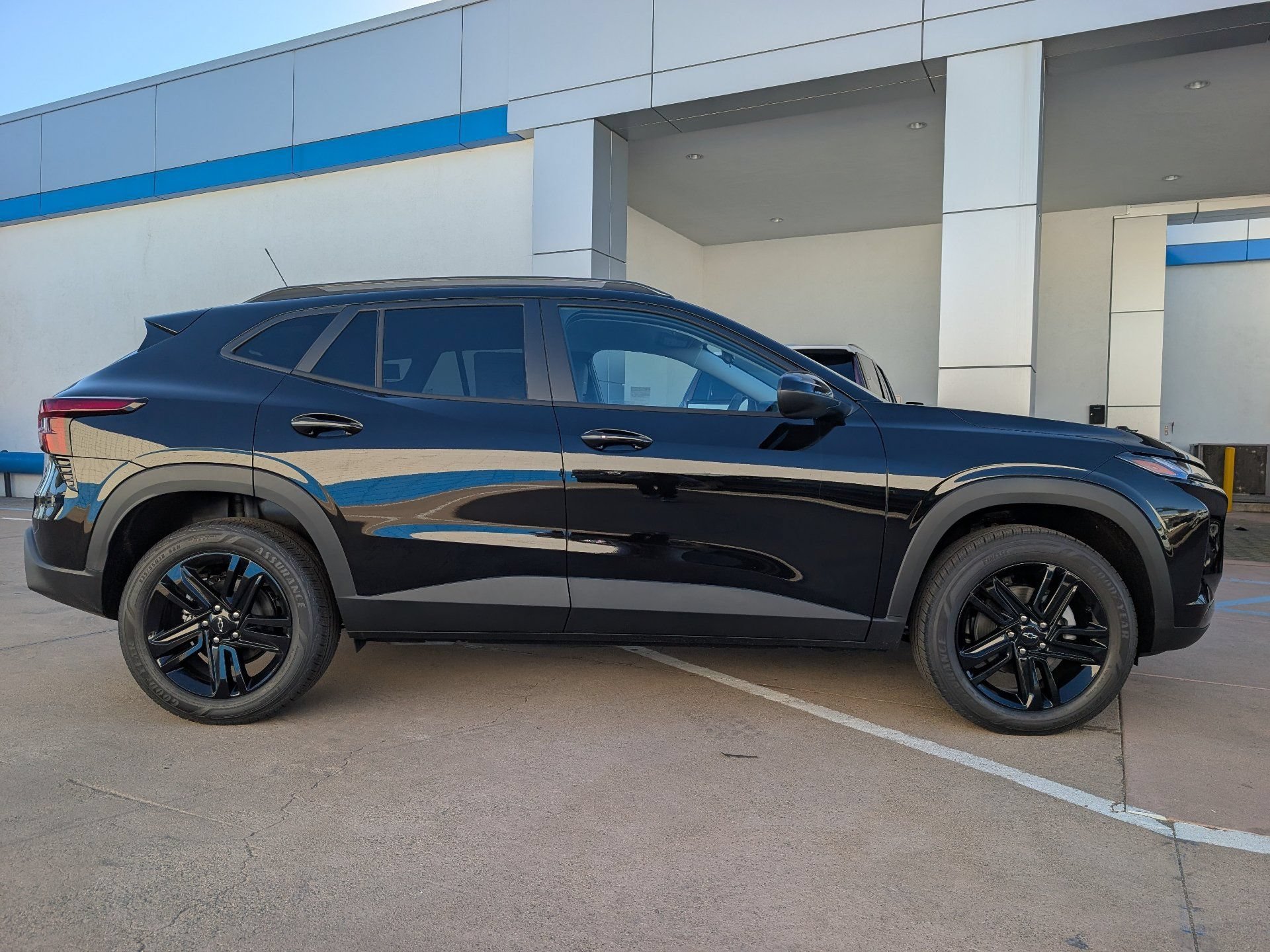 2026 Chevrolet Trax Activ - Photo 7