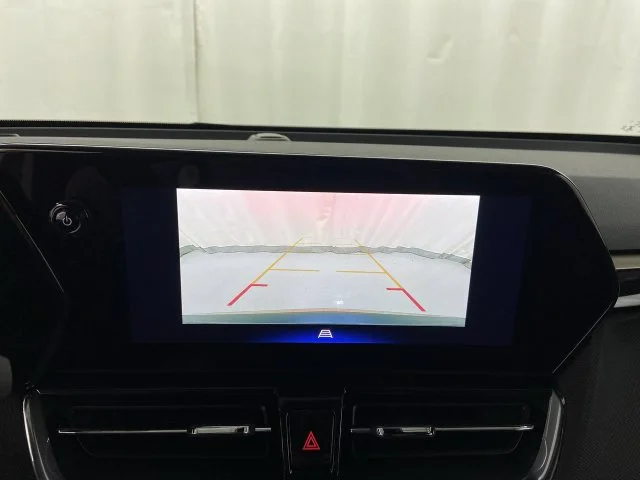 Used 2024 Summit White Chevrolet ACTIV image 16
