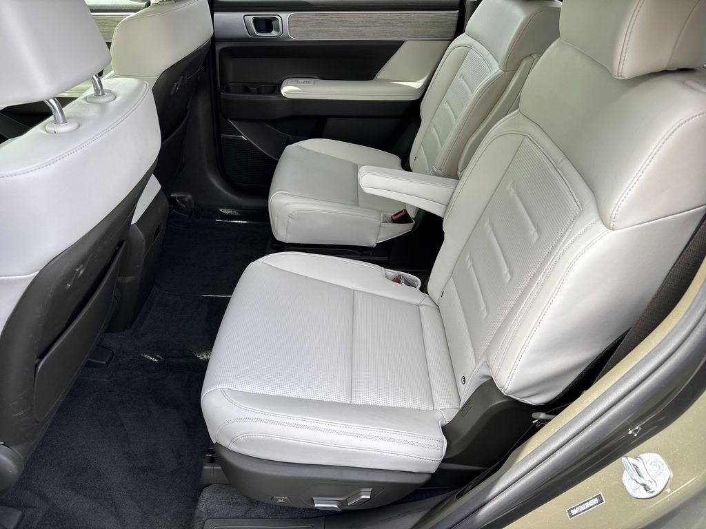 Used 2024 Green Hyundai Calligraphy image 19