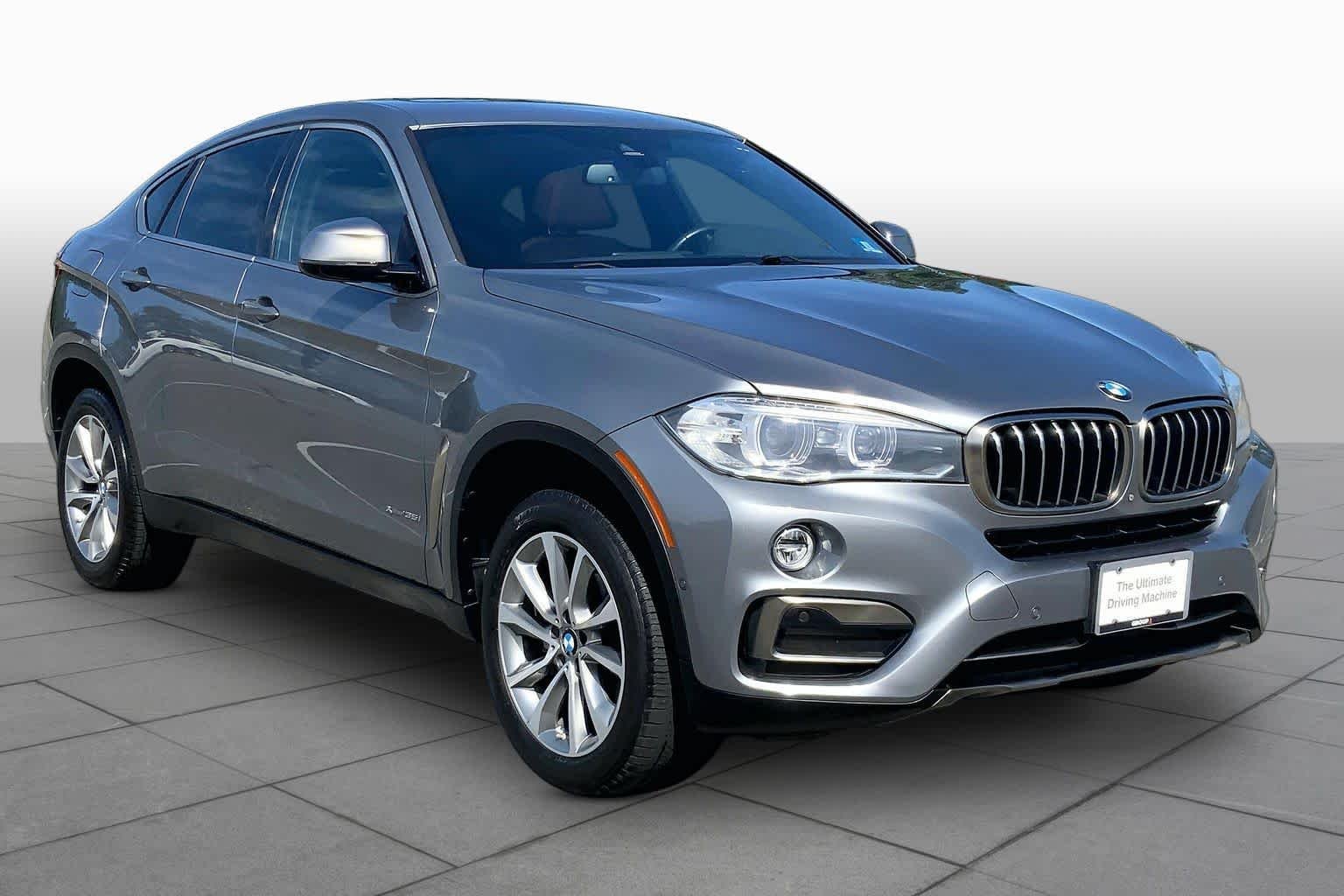 Used 2019 Space Gray Metallic BMW xDrive35i image 2