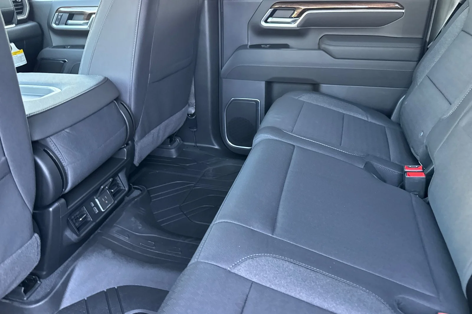 2026 Chevrolet Silverado 3500 HD LT view 11