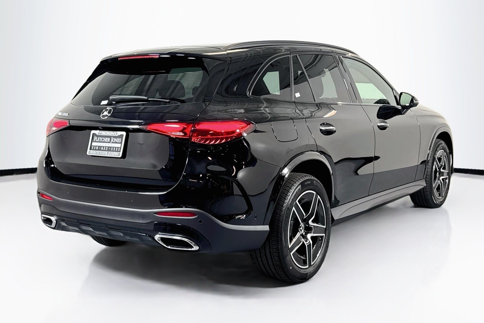 New 2026 Black Mercedes-Benz GLC 300 image 5