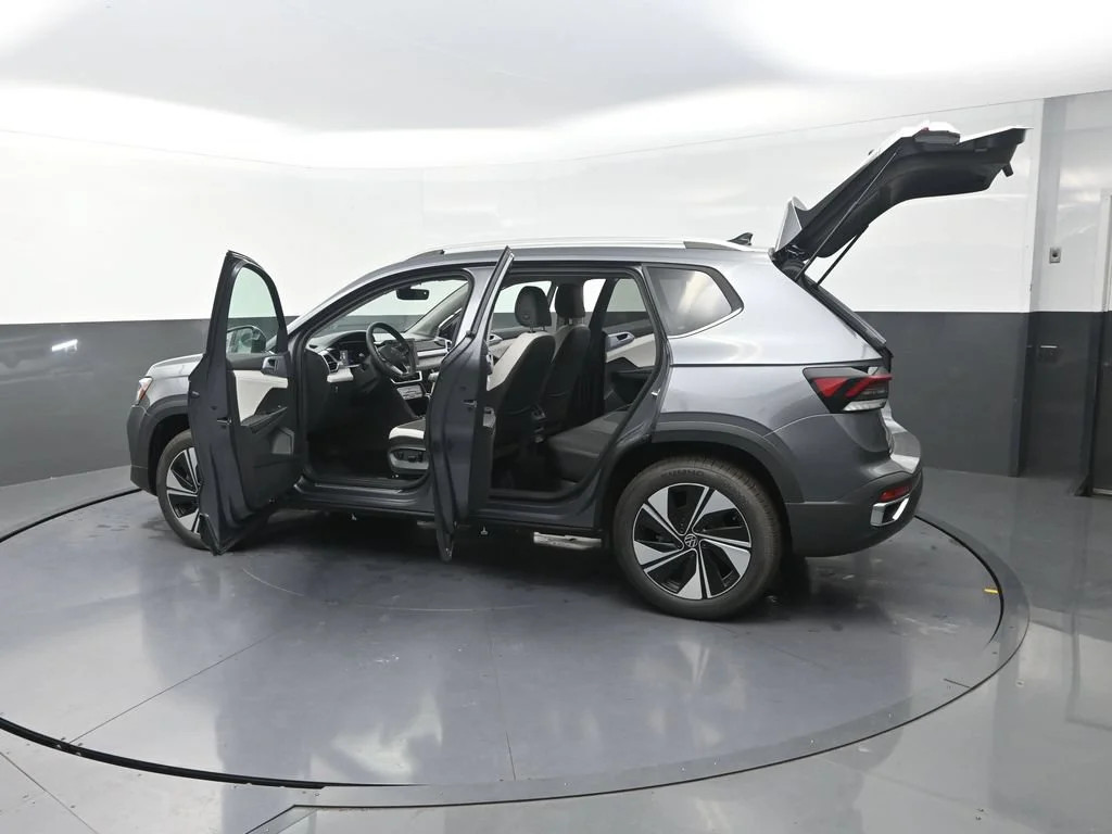 New 2026 Gray Volkswagen 1.5T SE image 34