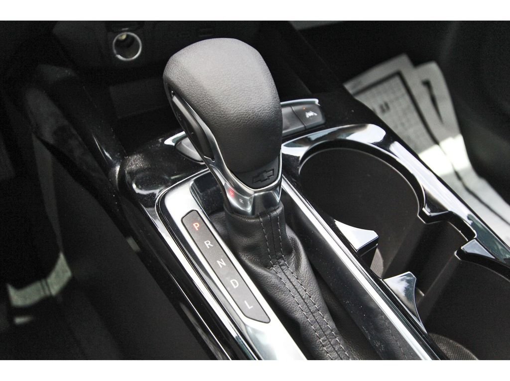 Used 2025 Gray Chevrolet ACTIV image 28