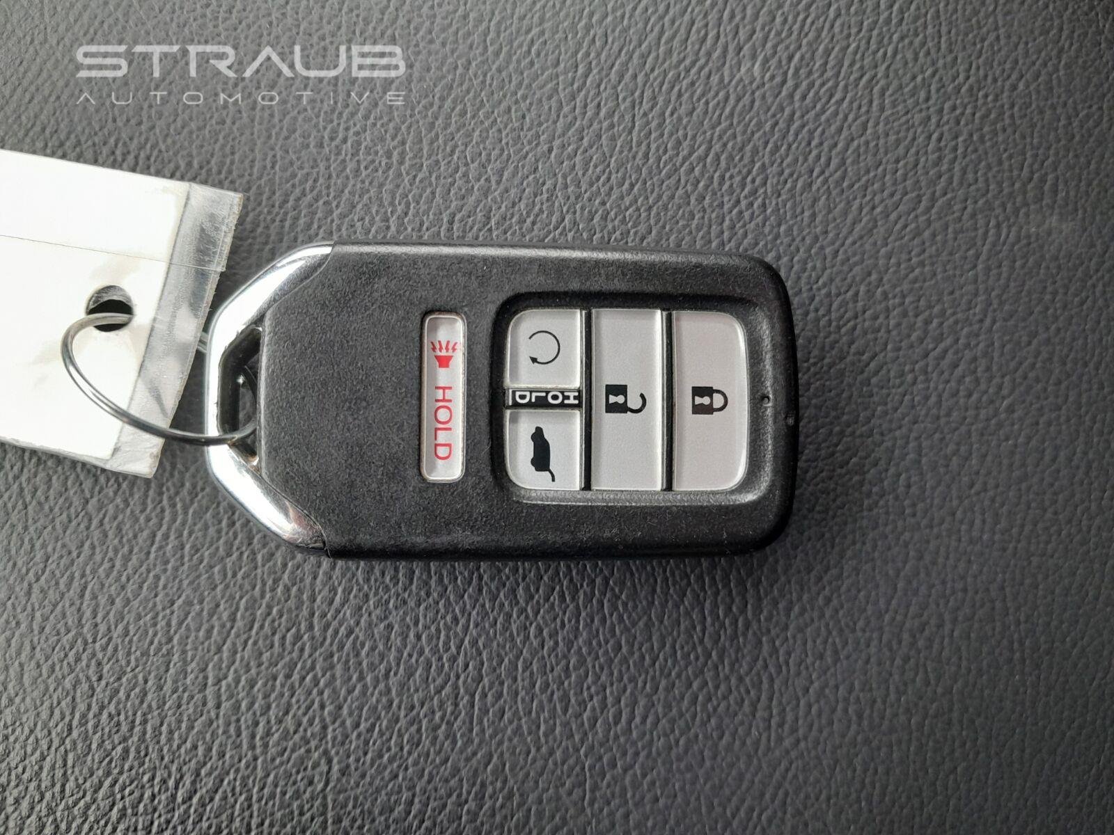 Used 2021 Platinum White Pearl Honda EX-L AWD image 10