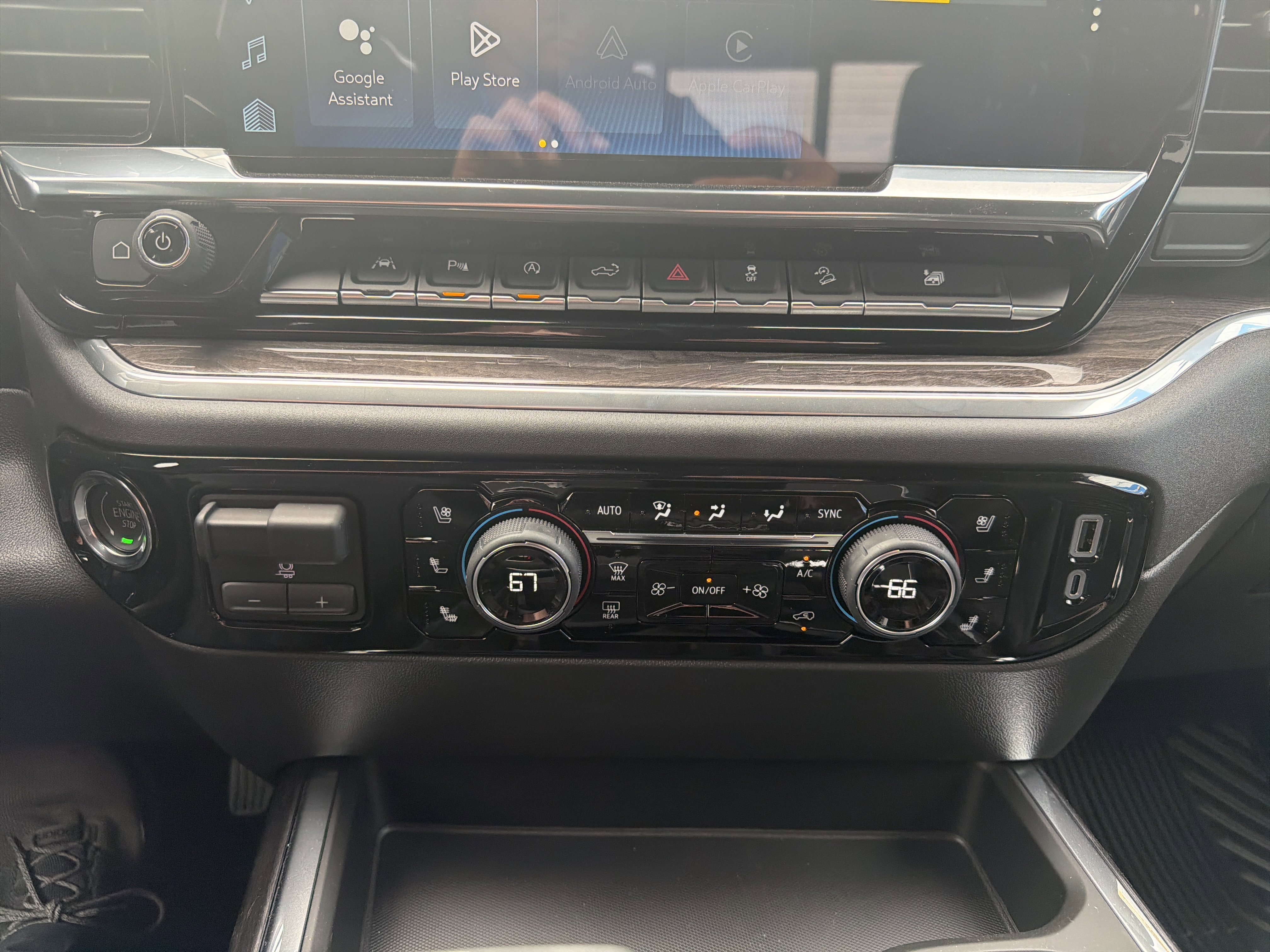 2026 Chevrolet Silverado 1500 LTZ - Photo 18