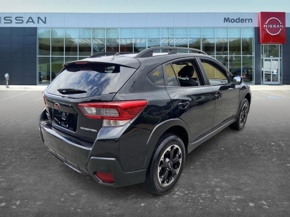 Used 2022 Crystal Black Silica Subaru Base image 5