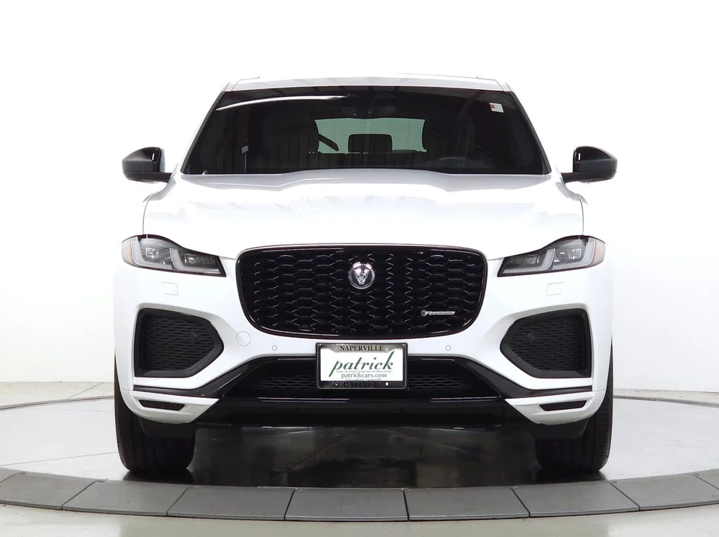 Used 2025  Jaguar P250 R-Dynamic S image 12