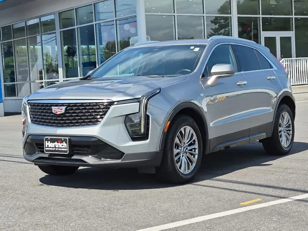 2025 Cadillac XT4 AWD Premium Luxury