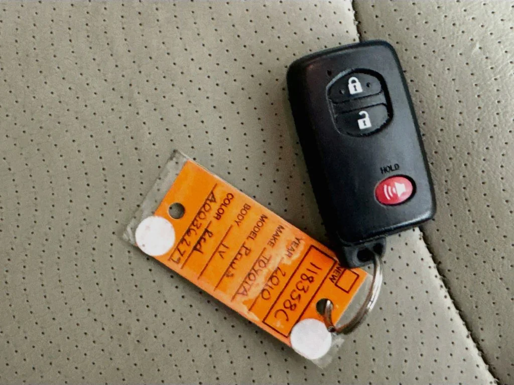 Used 2010 Red Toyota IV image 32