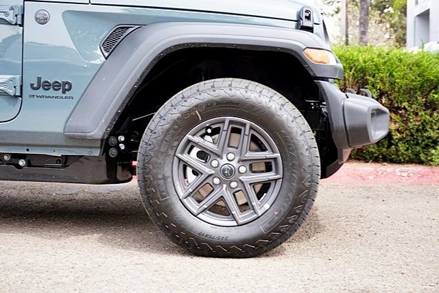 New 2026 Anvil Clear-Coat Exterior Paint Jeep Sport S image 8