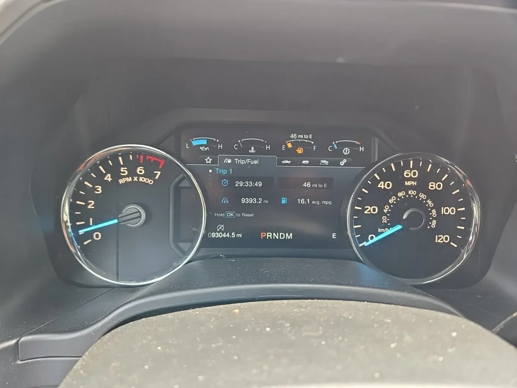 Used 2019 Gray Ford Lariat image 4