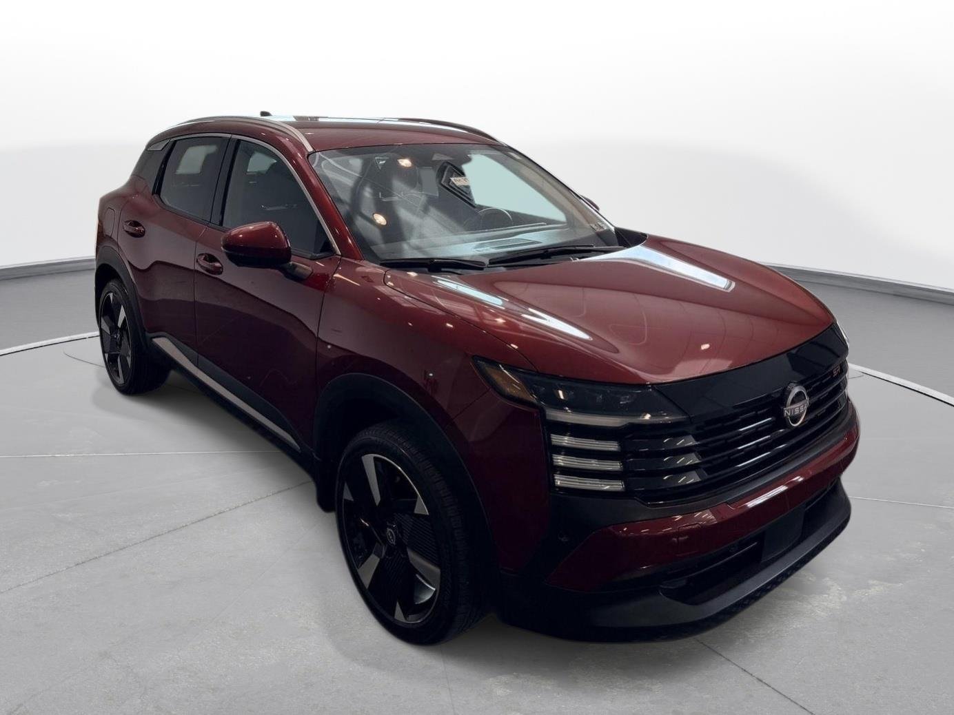 Used 2025 Scarlet Ember Tintcoat Nissan SR image 7