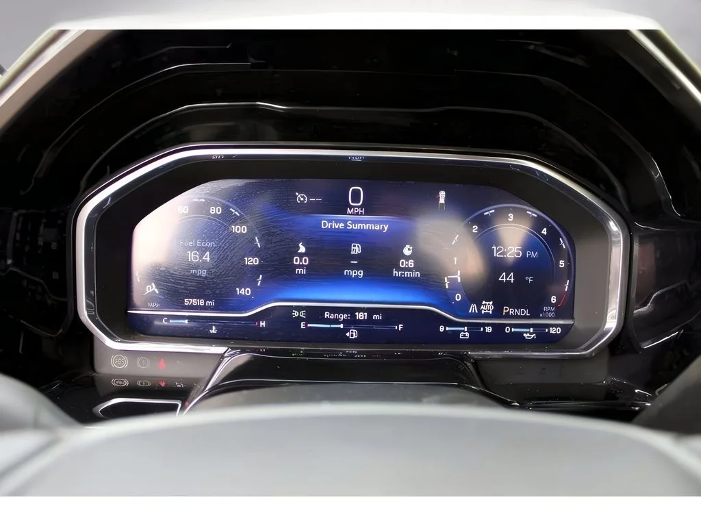 2023 Chevrolet Silverado 1500 LT - Photo 19