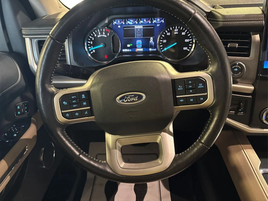 Certified Used 2022 Blue Metallic Ford XLT image 29