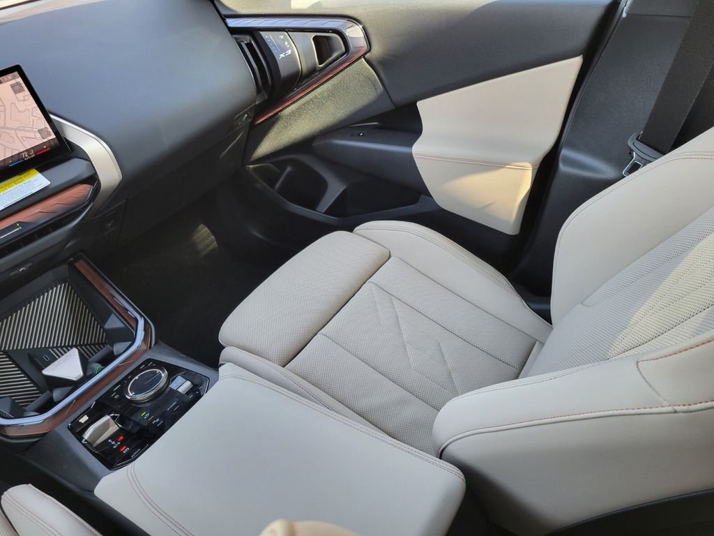 2025 BMW X3 30 - Photo 15