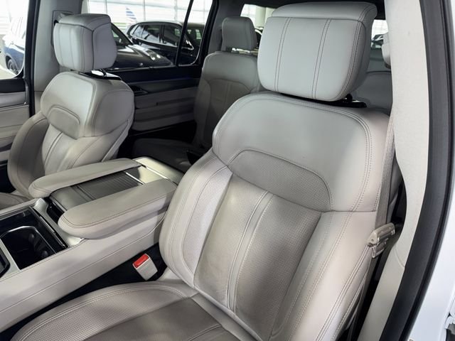 Used 2023 Bright White Clearcoat Jeep Base image 35