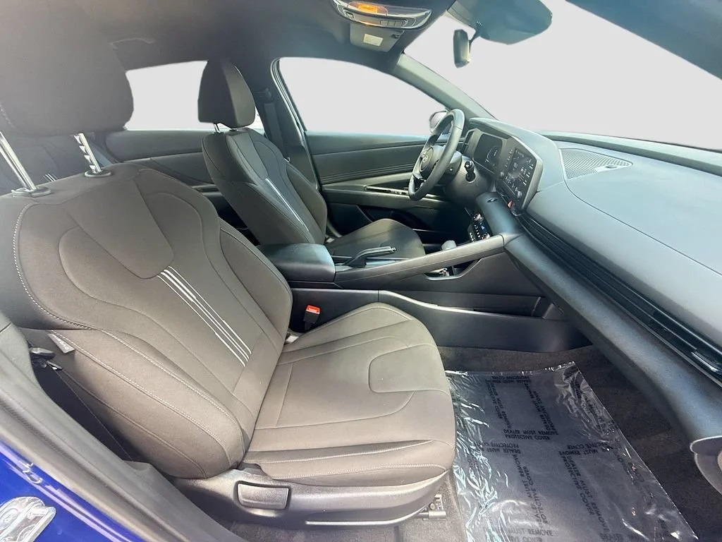 Used 2026 Intense Blue Hyundai SEL Sport image 28