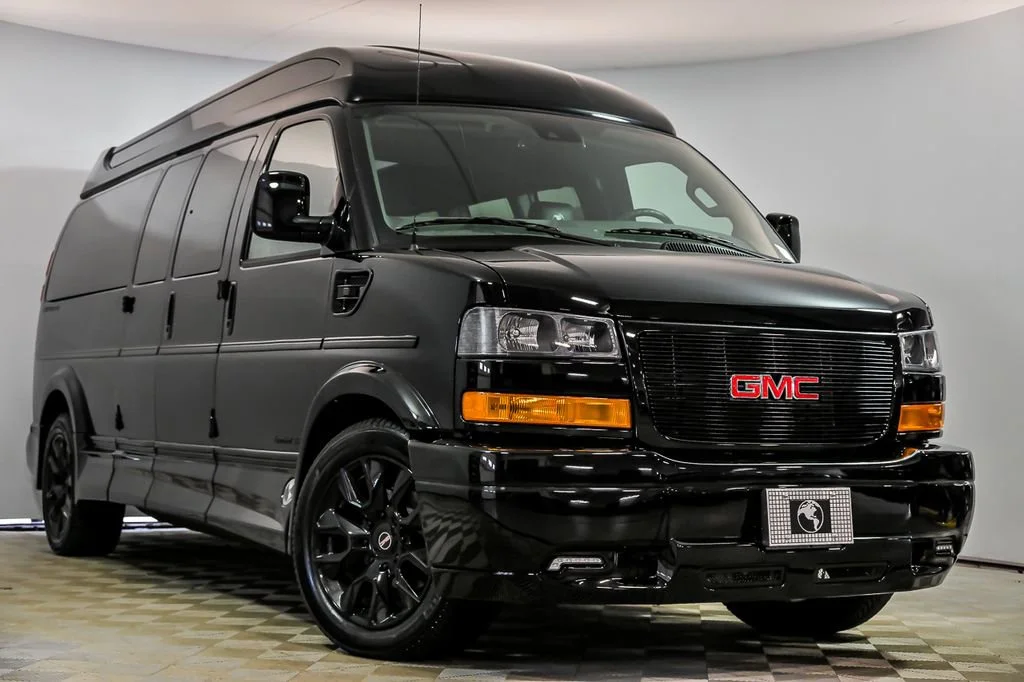 2026 GMC Savana 2500 Ext WB's photo