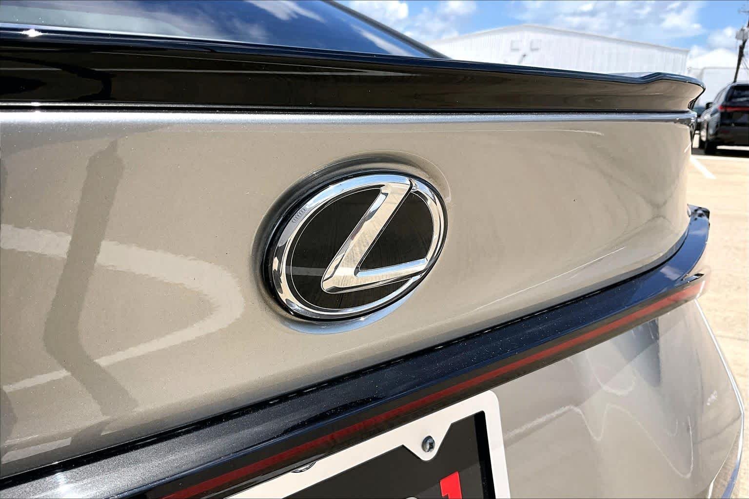 Certified Used 2023 Atomic Silver Lexus F SPORT image 30