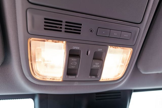 Used 2020  Honda EX-L image 28