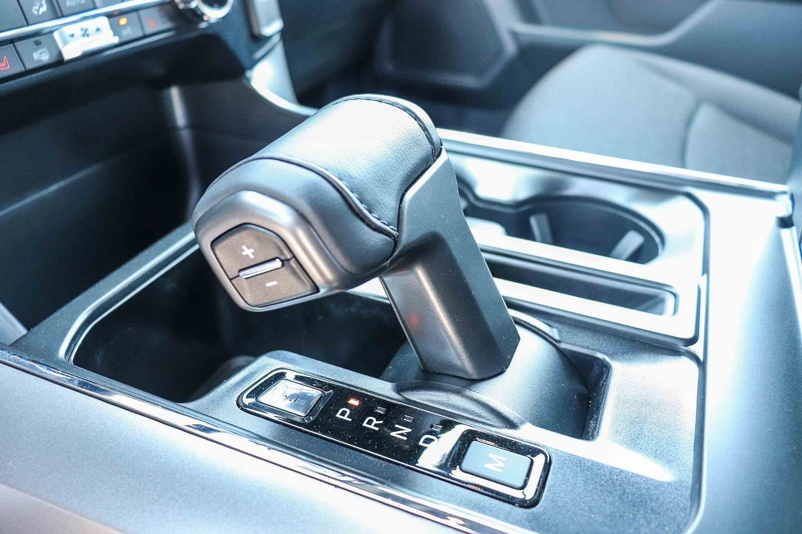 New 2026 Oxford White Ford XLT image 20