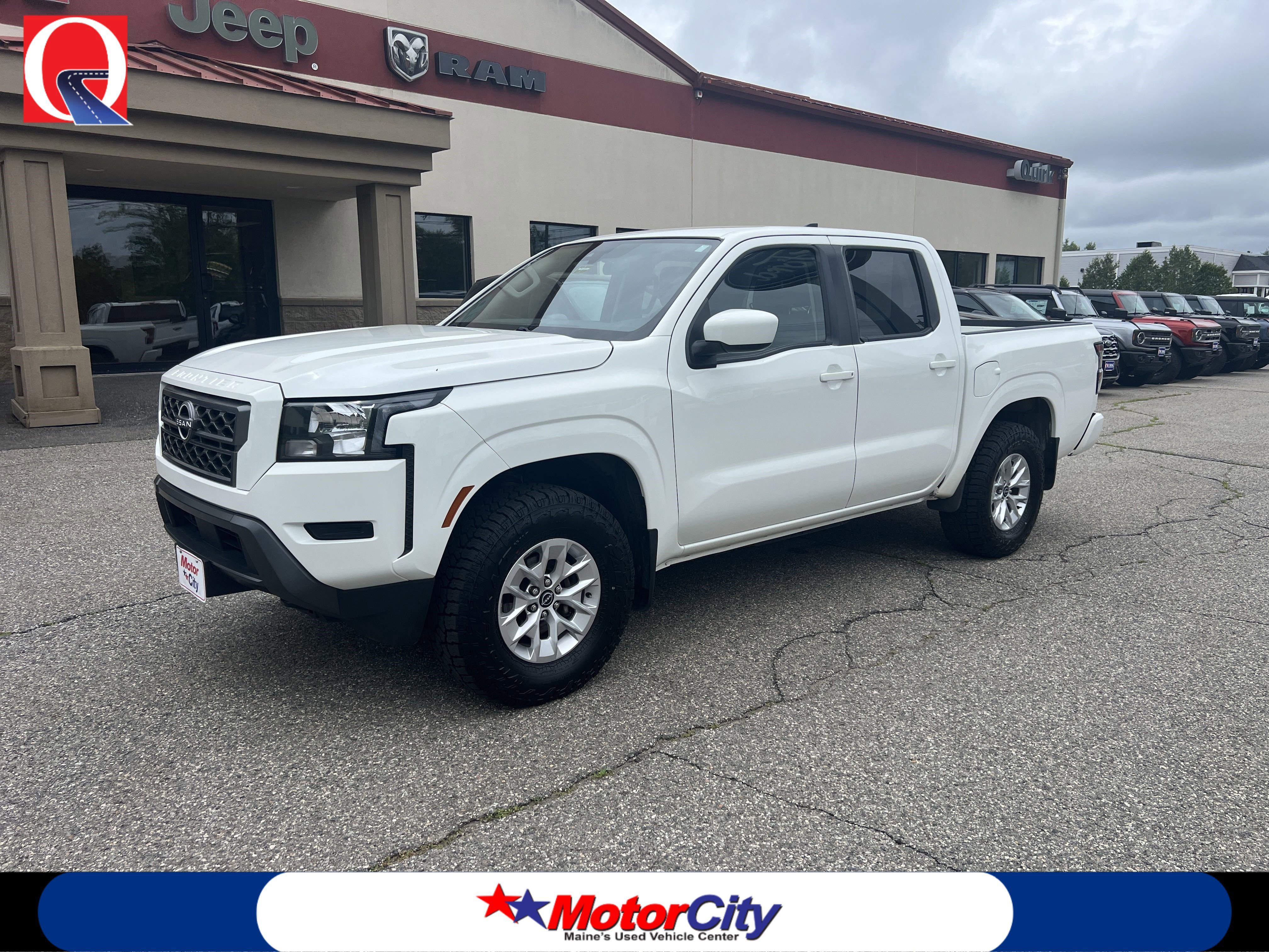 2024 Nissan Frontier SV