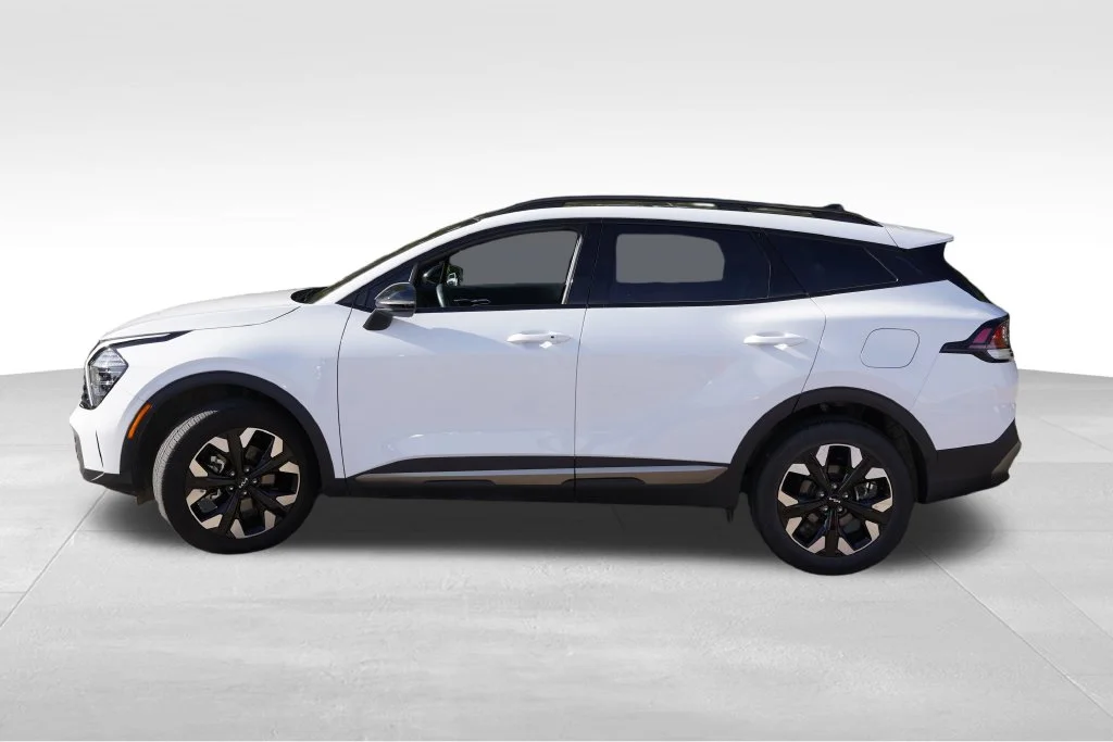 Certified Used 2024 Glacial White Pearl Kia X-Line image 9