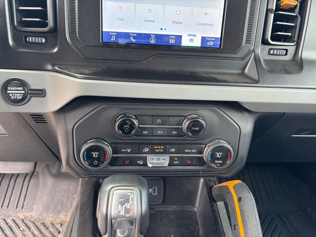 Used 2023 Gray Ford Badlands image 12