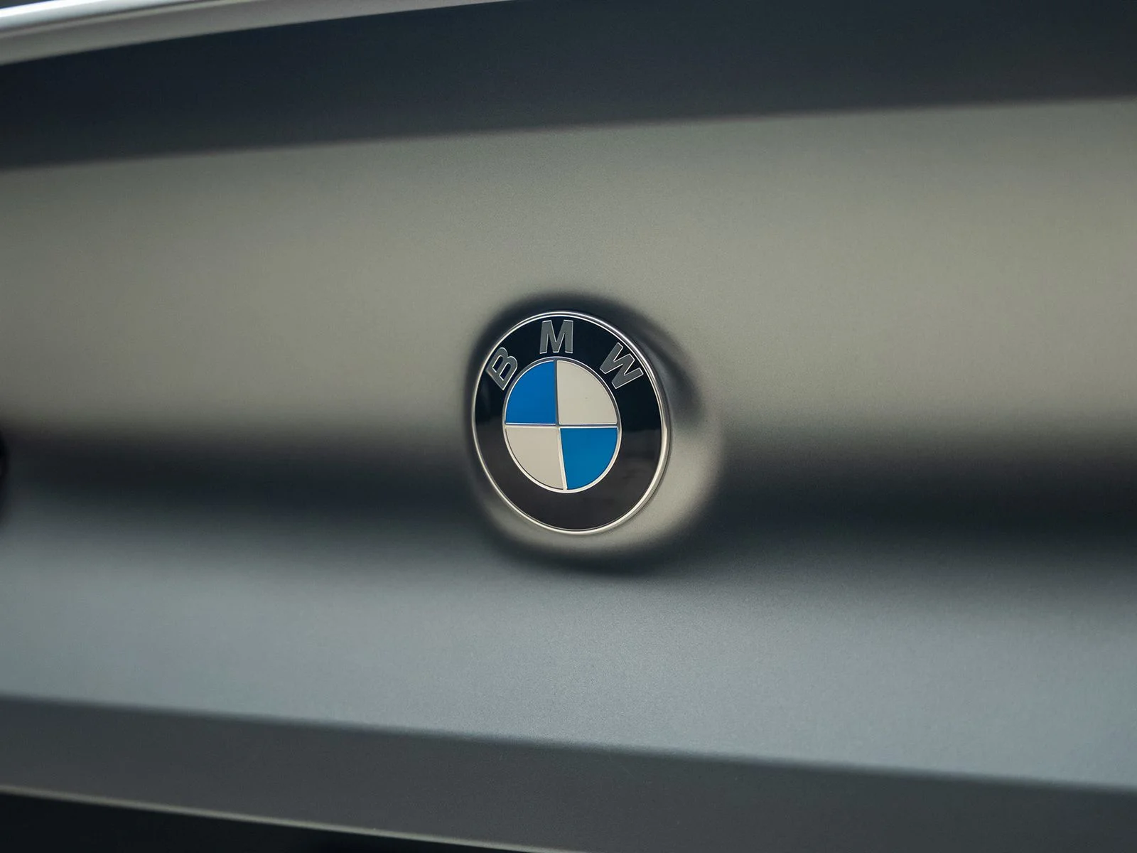Used 2022 Blue BMW ALPINA B8 xDrive image 20