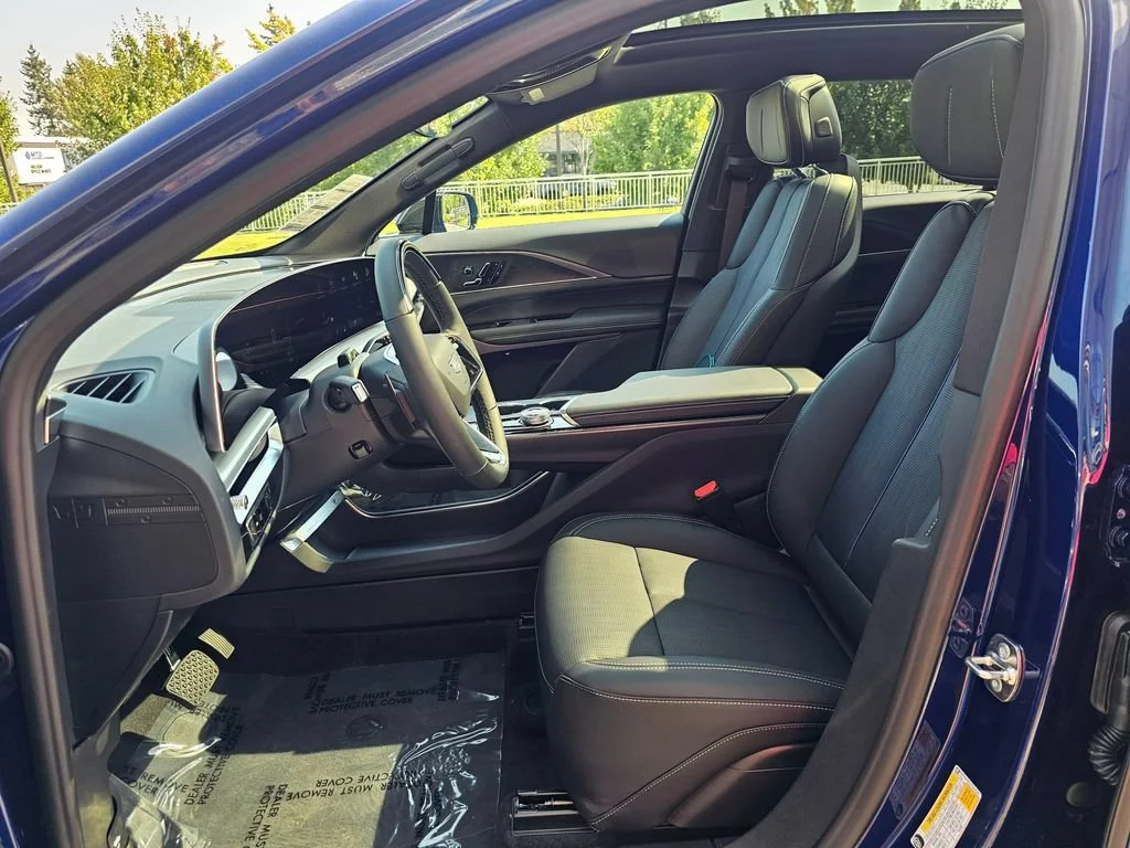 2026 Cadillac LYRIQ Sport - Photo 20