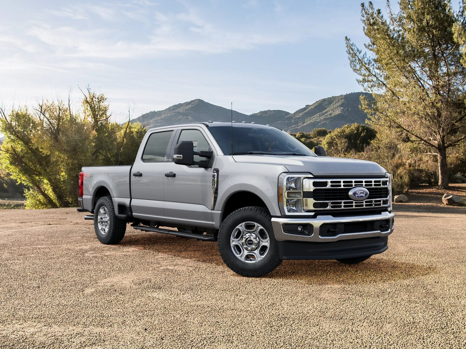 New 2027 Iconic Silver Metallic Ford F-250® XLT image 27
