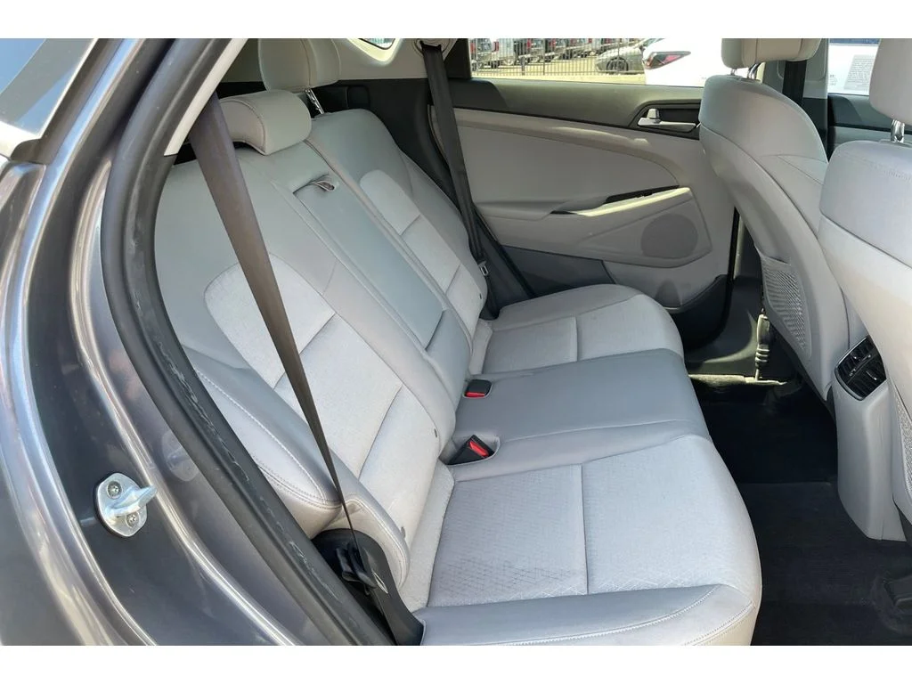 Used 2017 Coliseum Gray Hyundai Sport image 19