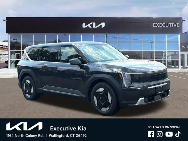 New 2026 Gray Kia Light Long Range image 2