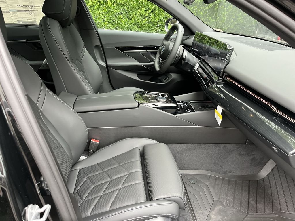 2026 BMW 5 Series 530i - Photo 25