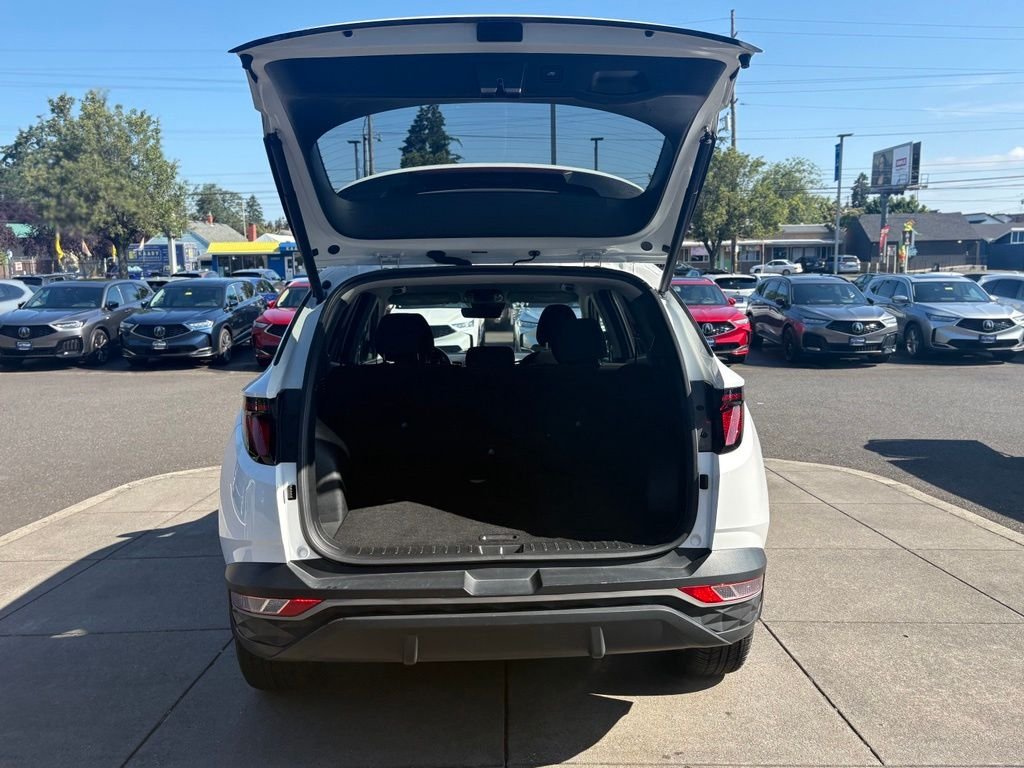 Used 2024 White Pearl Hyundai SEL image 8