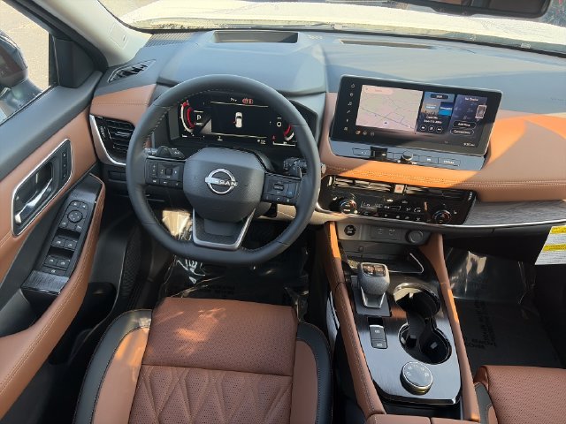 New 2026 White Nissan Platinum image 15