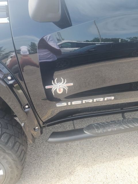 Used 2019 Black GMC SLT image 3