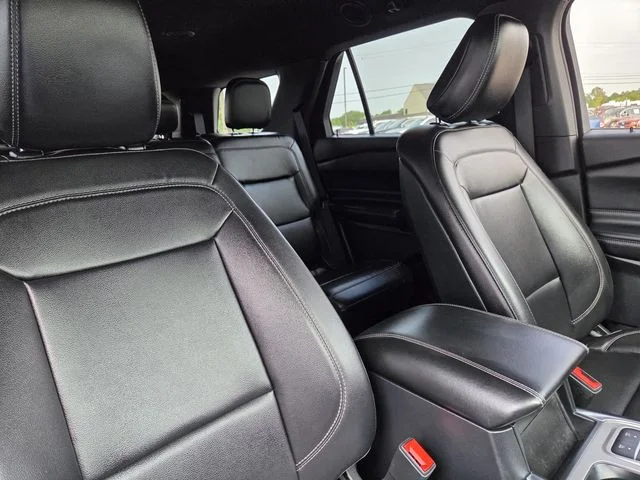 Used 2020 Magnetic Ford XLT image 36