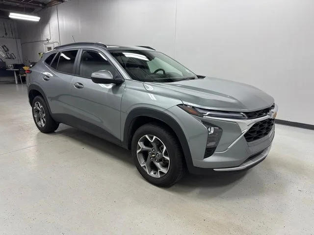 Certified Used 2025 Gray Chevrolet LT image 3