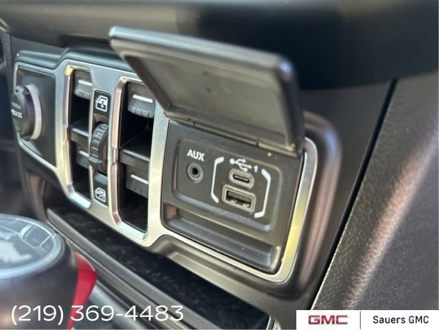 2022 Jeep Wrangler Unlimited Sahara 4XE - Photo 23