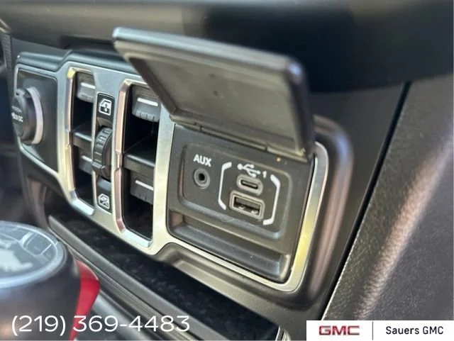 2022 Jeep Wrangler Unlimited Sahara 4XE - Photo 23