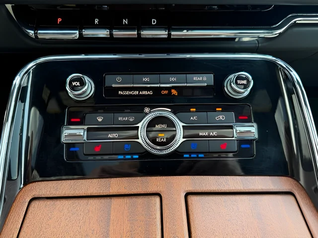 2023 Lincoln Navigator Black Label - Photo 18