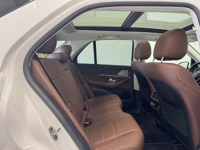 Used 2024 Polar White Mercedes-Benz GLE 350 image 19