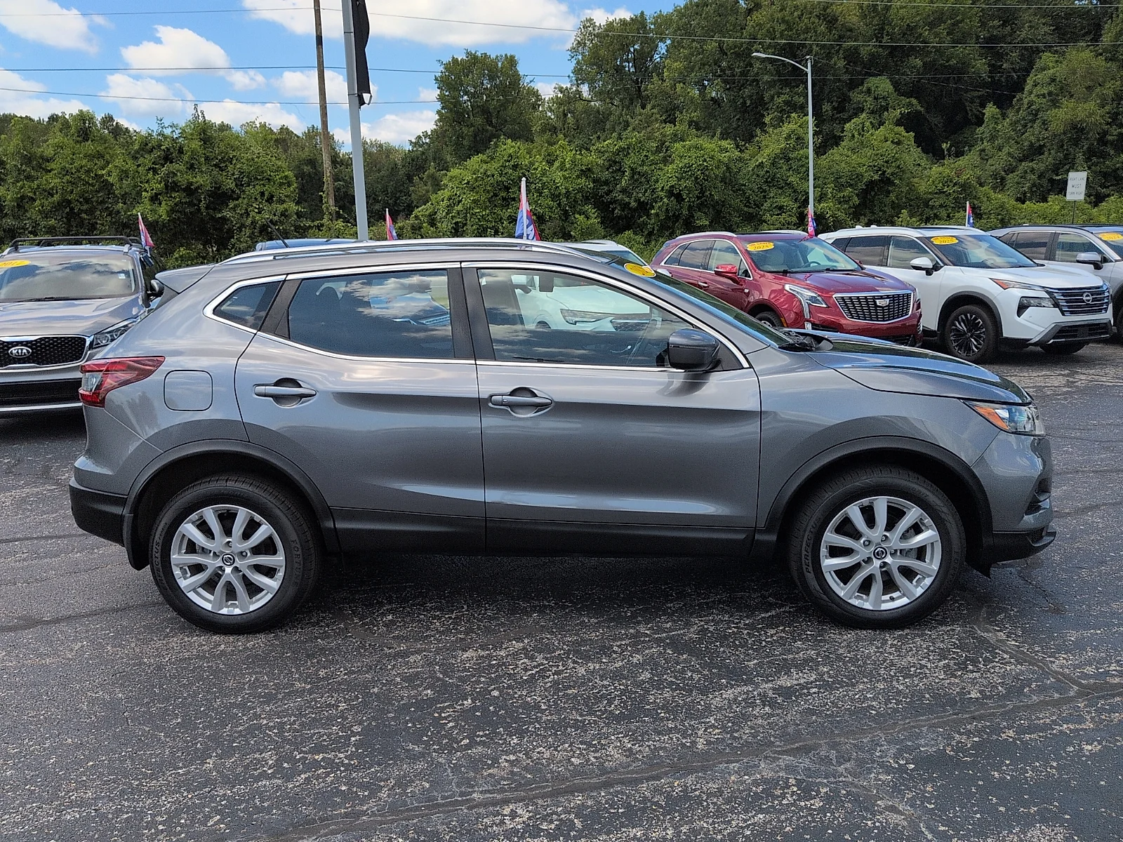 Used 2020 Gun Metallic Nissan SV AWD Xtronic CVT image 2