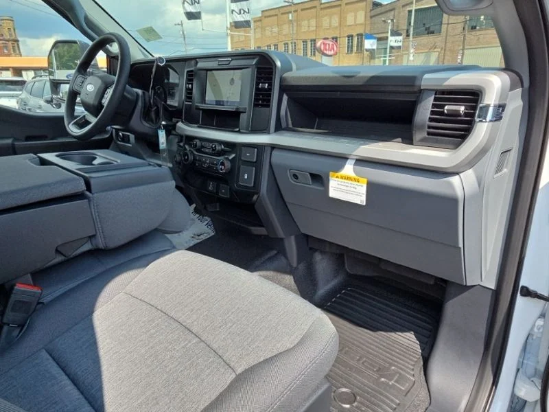 New 2026 Oxford White Ford F-250® XL image 16