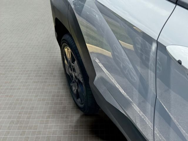 Used 2026 Gray Hyundai SEL Sport image 12