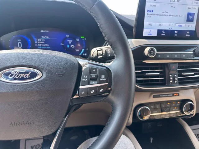 Used 2022 Blue Silver Metallic Ford SEL image 45