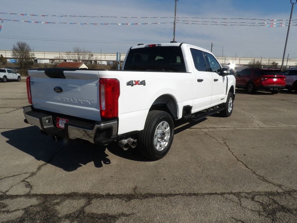 Used 2024 Oxford White Ford XLT image 8